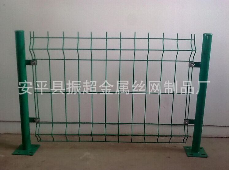 電焊護欄網 防護網 隔離網-www.mh1831.com