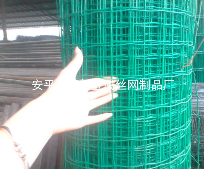 卷式鐵絲網圍欄-www.mh1831.com